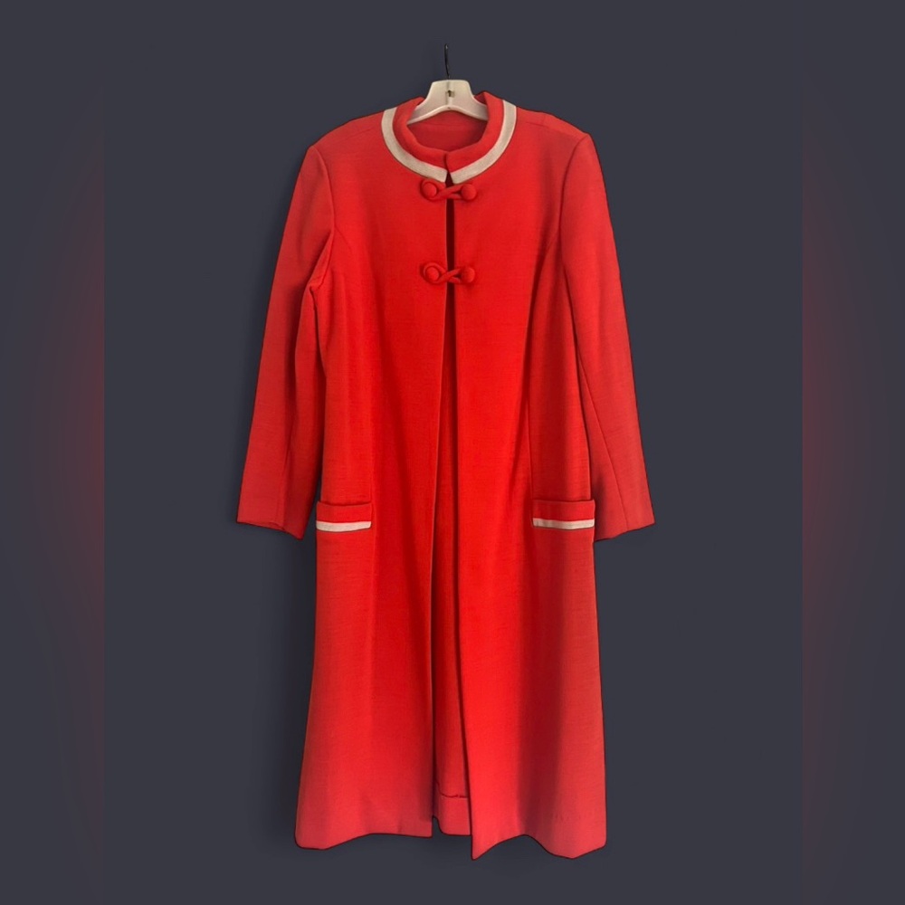 VINTAGE Mod 1960’s Domani Knits Orange wool/poly blend long sweater coat sz S/M